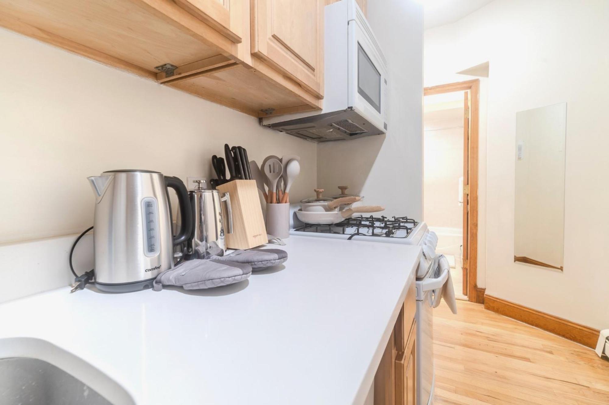 Stay2 Close To Time Square, Park, Columbus Circle, Health Kitchen * New York