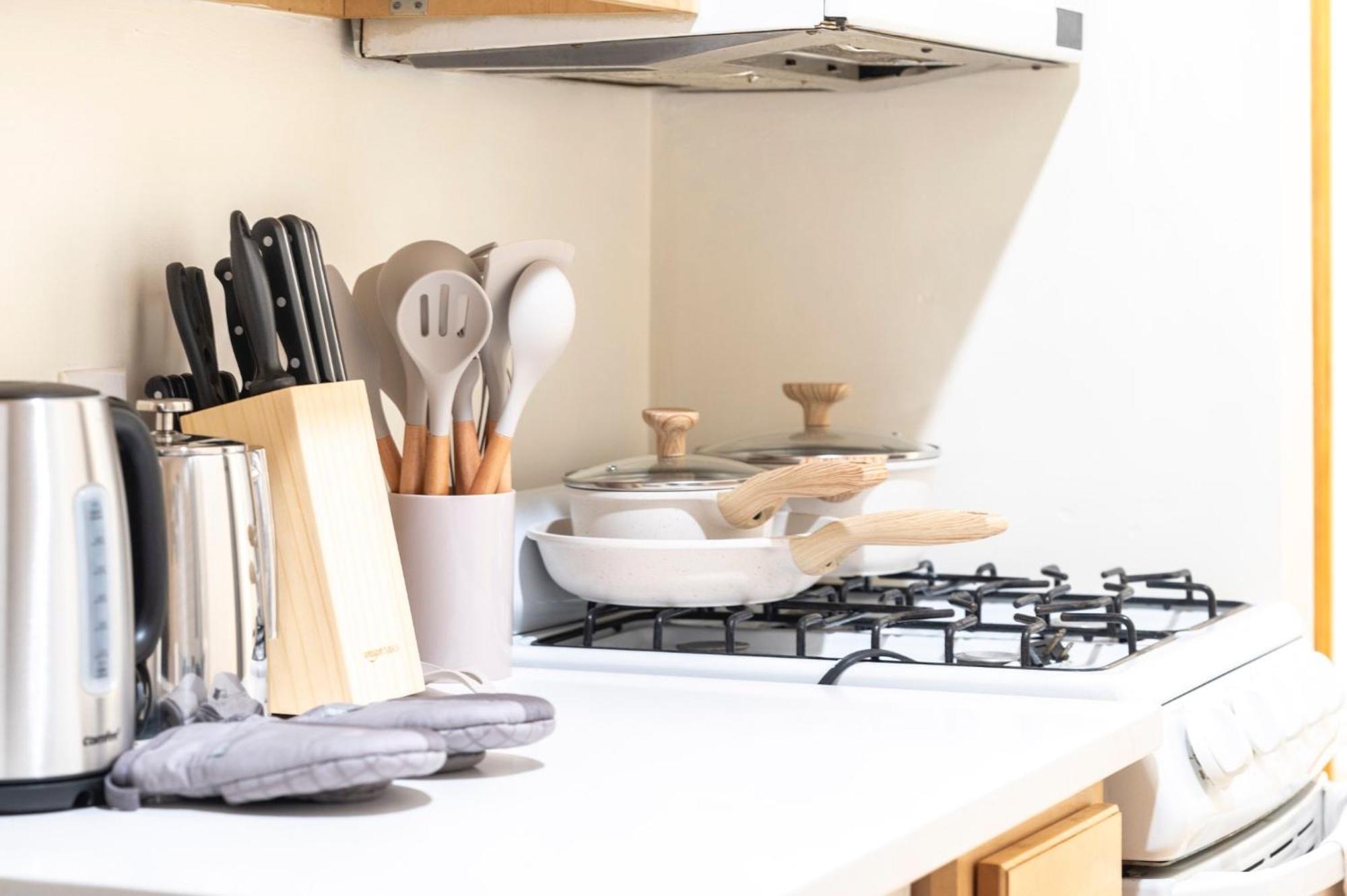 Stay2 Close To Time Square, Park, Columbus Circle, Health Kitchen Apartment New York